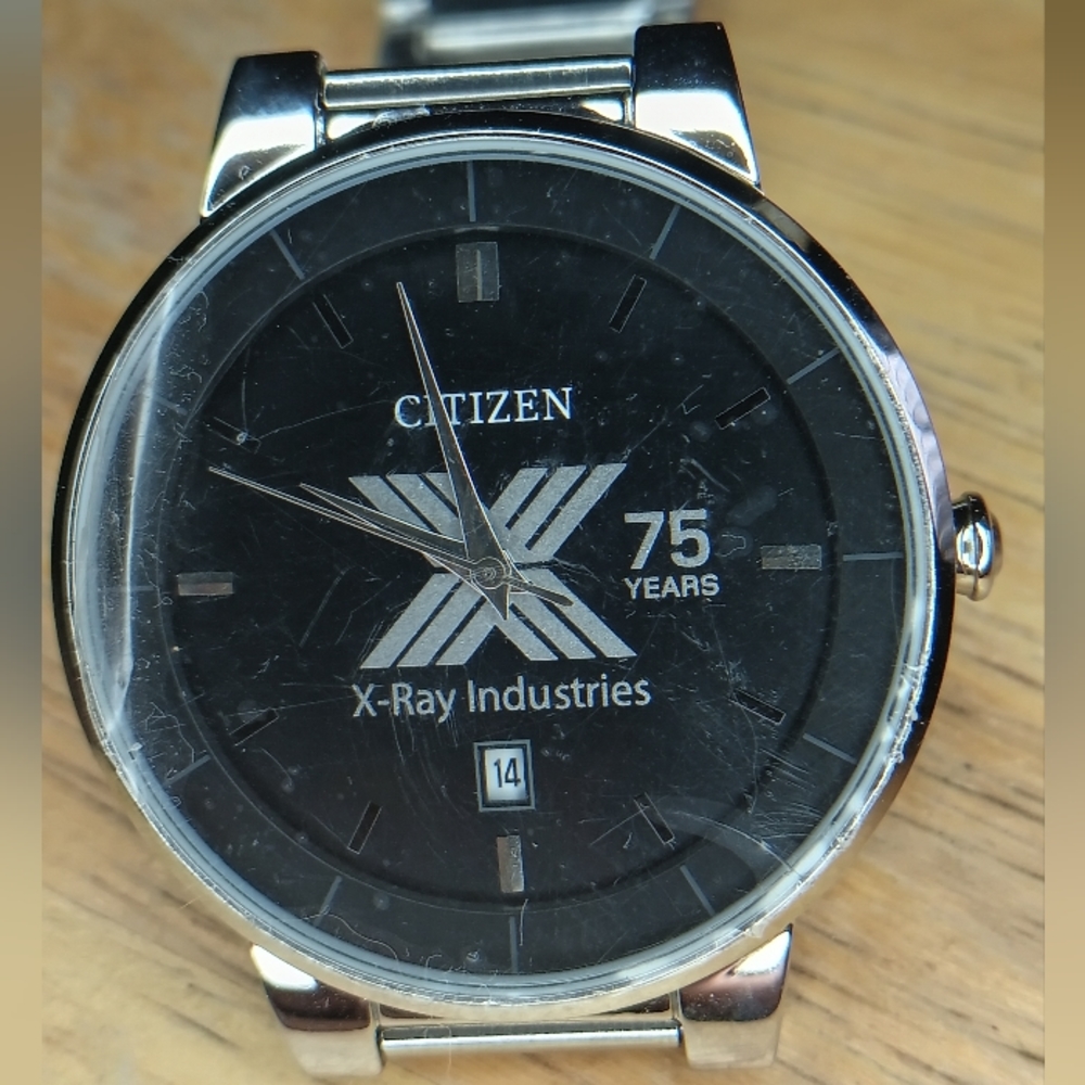 X Citizen men's Quartz watch Stainless Steel case and watch band. Black face
